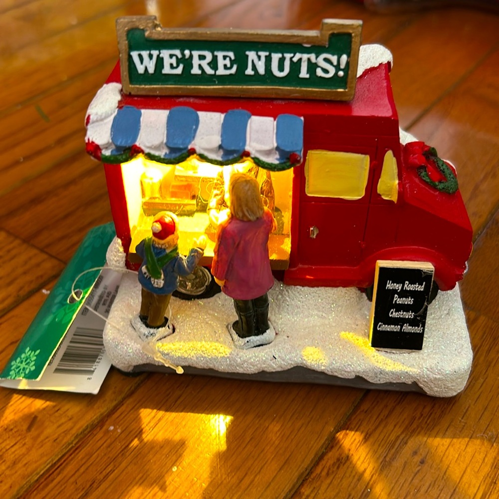 LED food truck new with tags Christmas town figurine